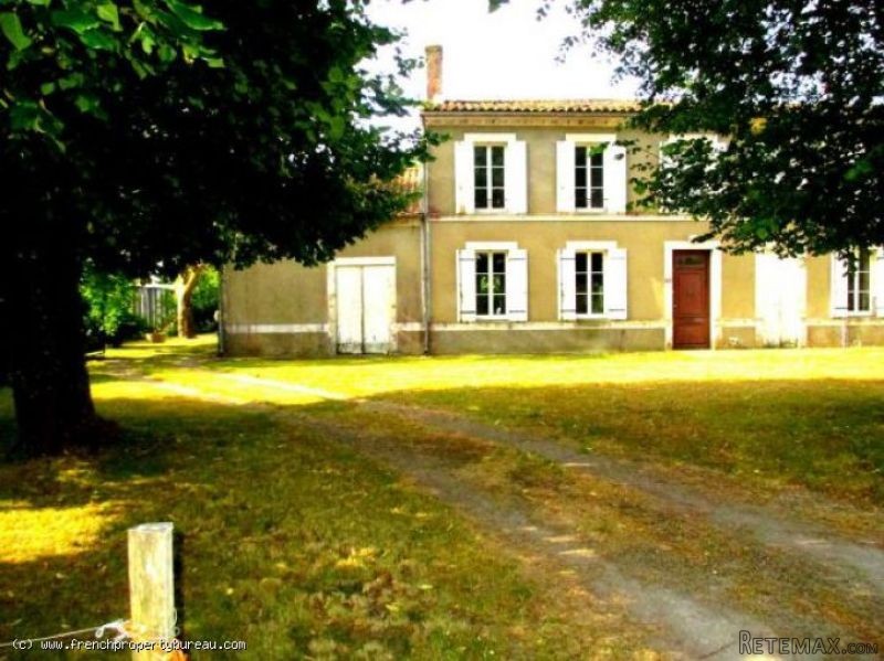 Maison de Maitre with outbuildings near..