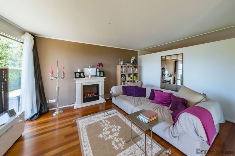 GARDEN APARTMENT IN SUN-BLESSED LOCATION - 2