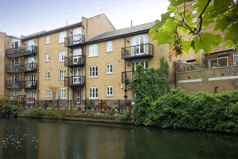Property - London - For Sale