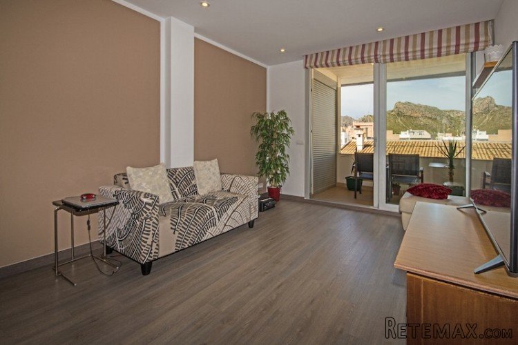 Very modern and elegant top floor property in the center.. - 3