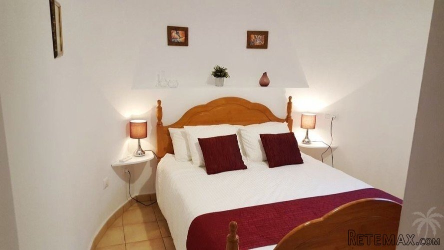 A beautifully presented detached villa boasting spectacular.. - 7