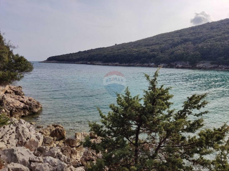 OTOK CRES - NEGRAĐEVINSKO ZEMLJIŠTE UZ MORE - 7