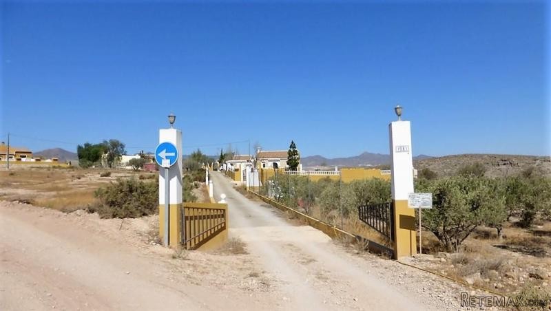 3 Bedrooms - Chalet - Murcia - For Sale