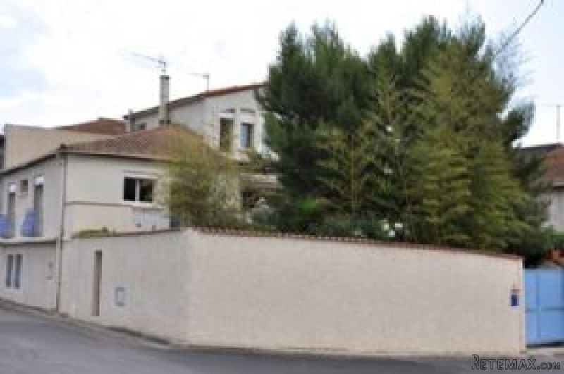 Jolie maison, entierement modernisee..