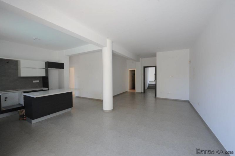 Brand new ground floor modern apartment..