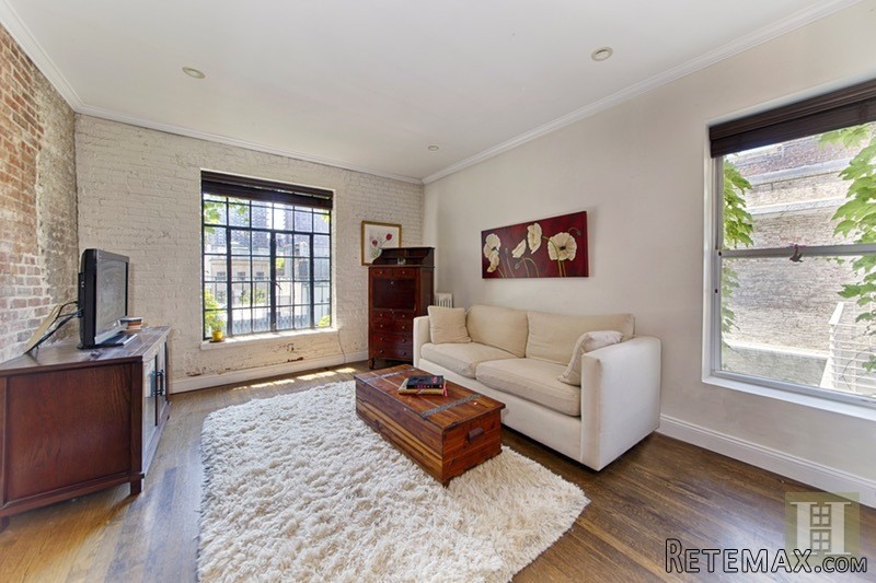 2 bedroom Apartment For Sale: 68 EAST..