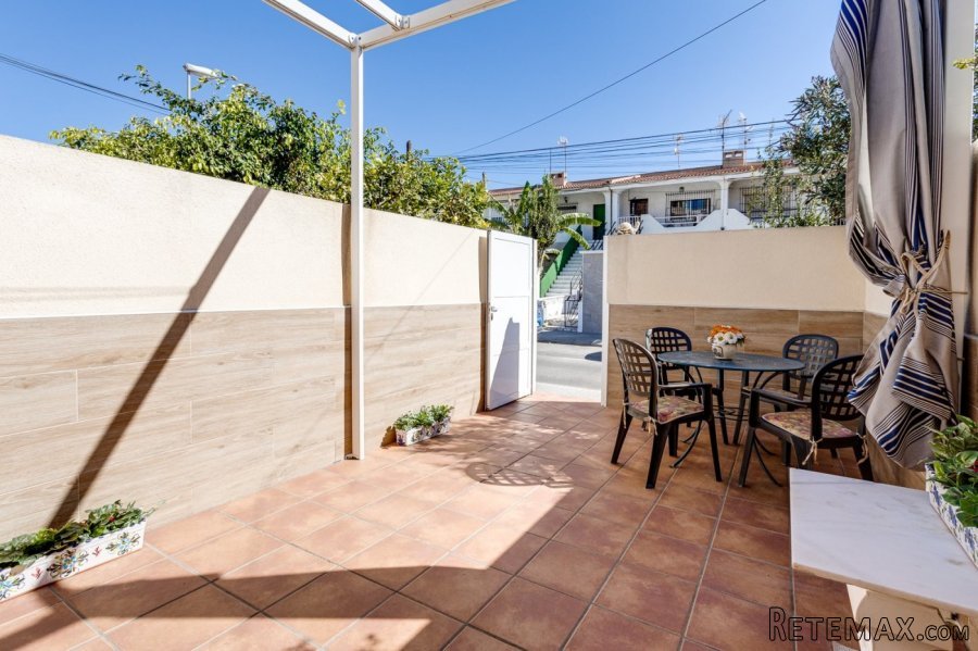 Bungalow en nueva Torrevieja son orientación sur. La.. - 2