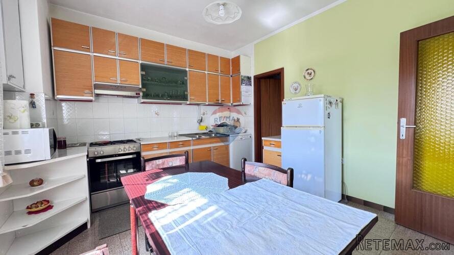 Rijeka, Kastav, trosobni stan, balkon, garaža - 2