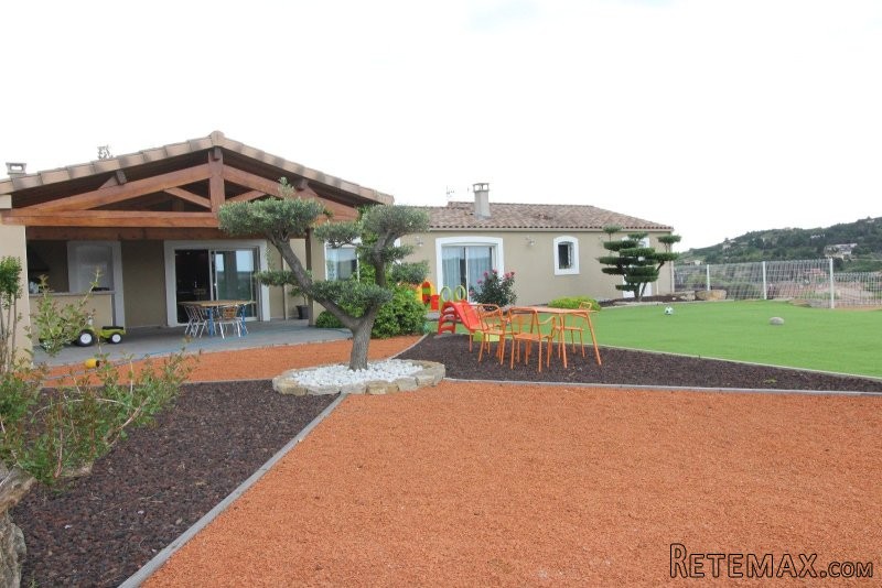 3 Bedrooms - Villa -.. - 2