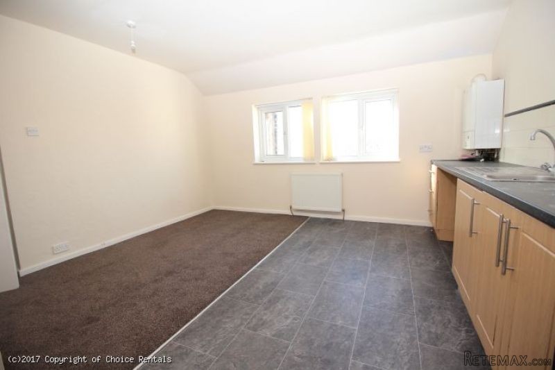Flat 4, 16 Clifton Drive, Blackpool - 2