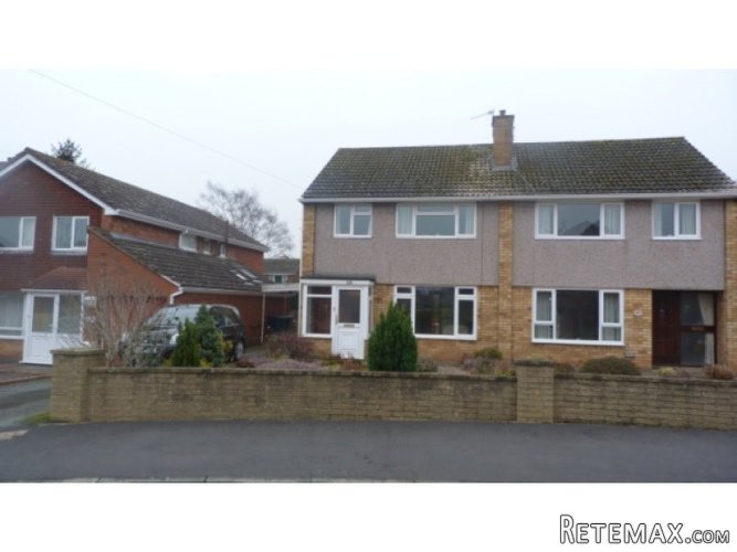 3 Bedroom Semi Detached House