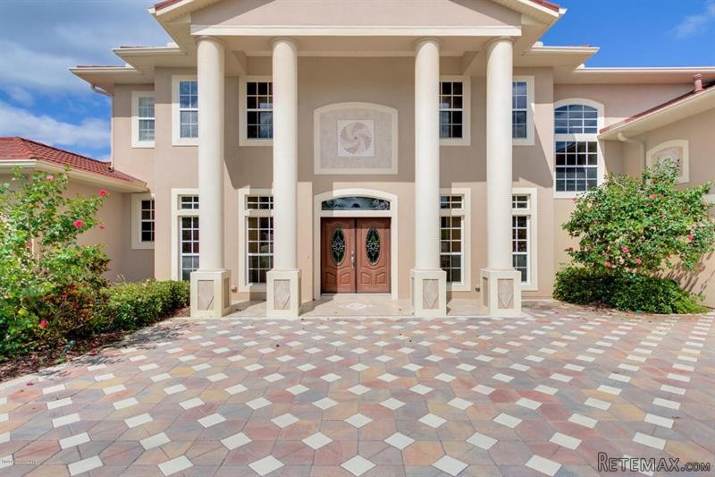 5 bedroom Detached House For Sale: 4790.. - 2