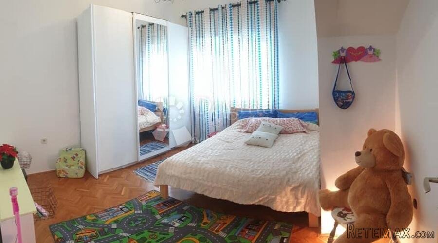 Kuća sa 4 stana na Vrapču! - 10