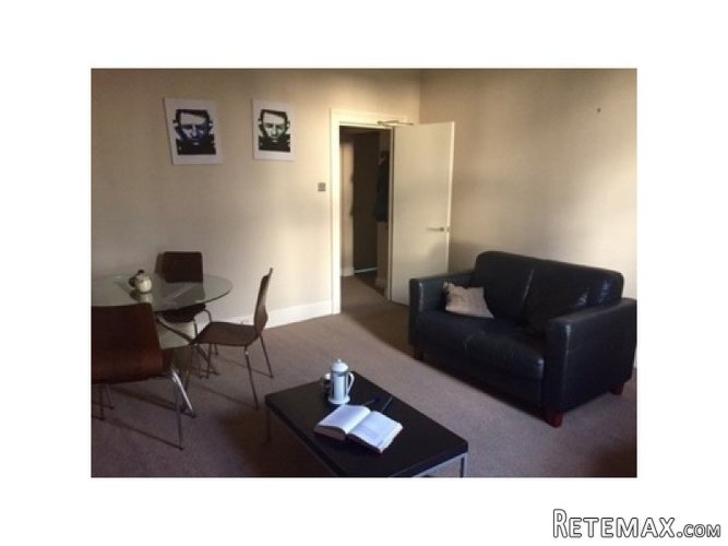 Lovely clean spacious 1 bed flat