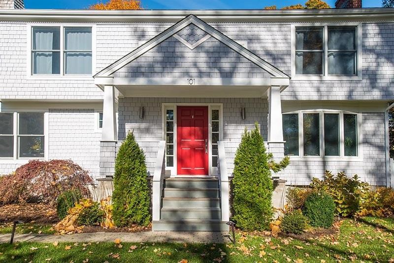 5 bedroom House For Sale: 101 Maple.. - 2