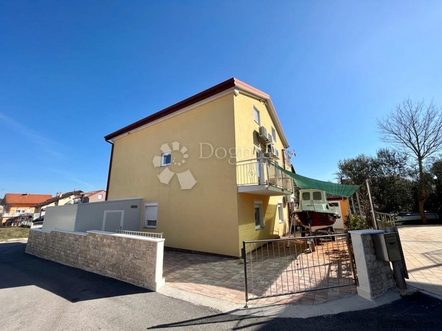 BILICE (ŠIBENIK) –APARTMANSKA KUĆA 100 M OD MORA - 4