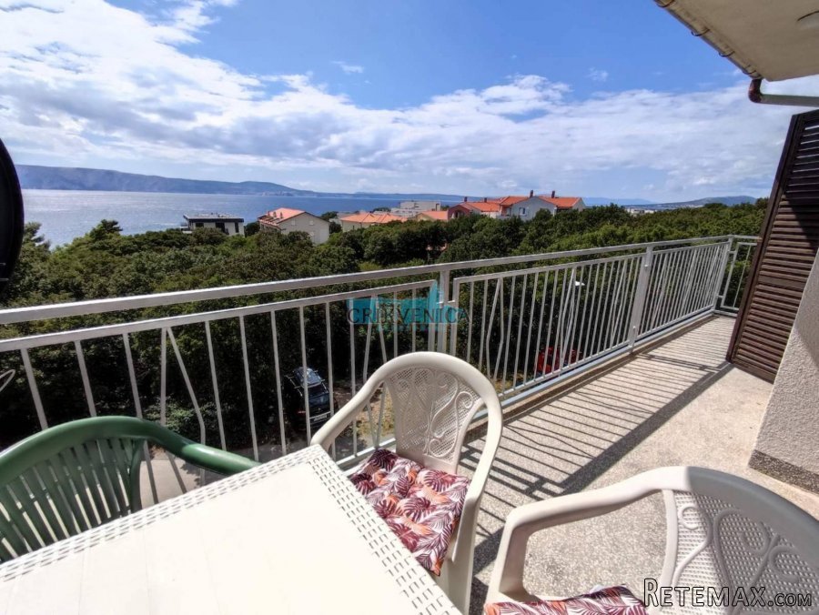 Smokvica, dvojna kuća, 4 apartmana, 80m do mora