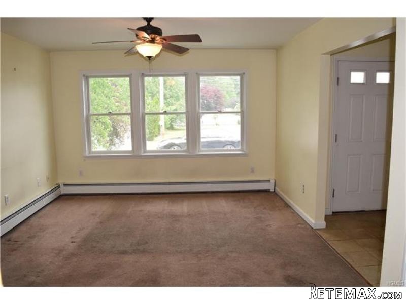 3 bedroom House For Sale: 1021 E Main.. - 2