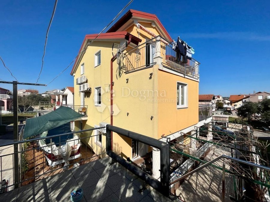 BILICE (ŠIBENIK) –APARTMANSKA KUĆA 100 M OD MORA - 6
