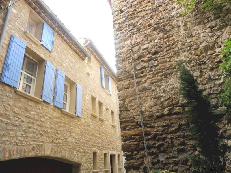 Village House With Terrace And Garage