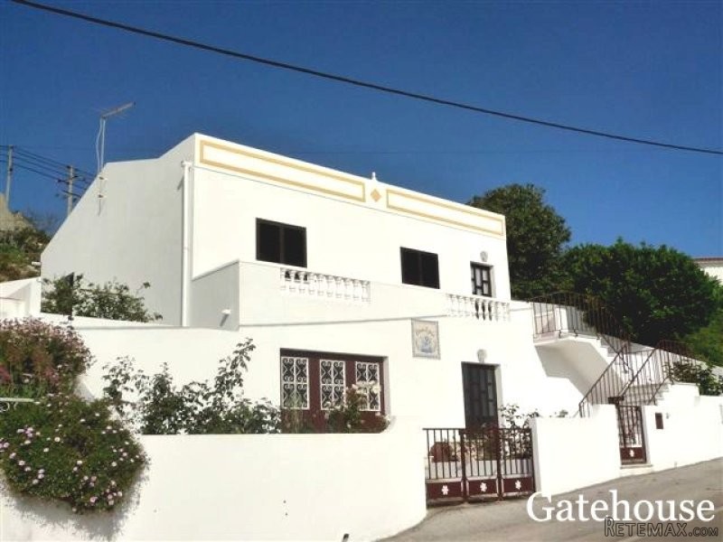 West Algarve Split Property With 2..