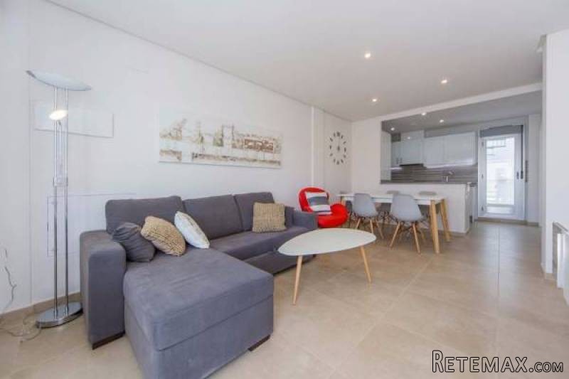 2 Bedroom 2 Bathroom Bungalow In..