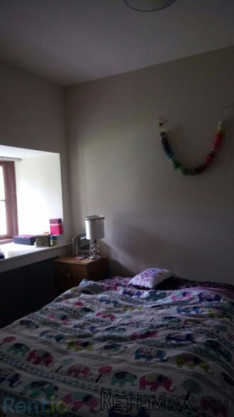 Apartment E, Larch Hill House, Larch.. - 2