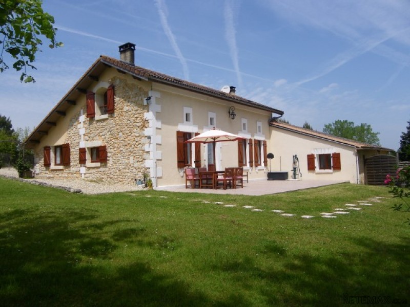 Renovated Farmhouse With Gite, Studio..