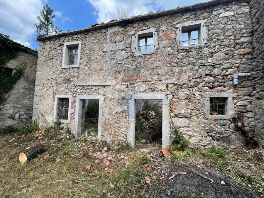 Istra, Ćićarija, autohtona istarska kuća za renovaciju - 3