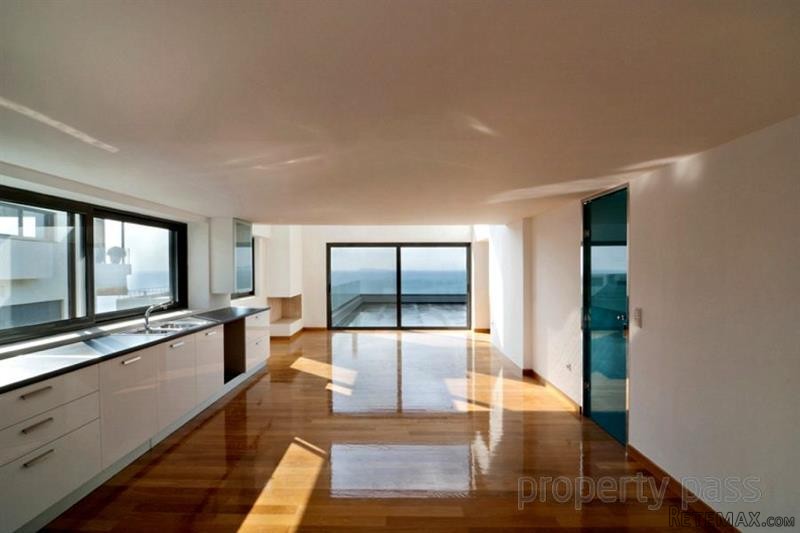 2 bedroom Apartment For Sale: Saronida..