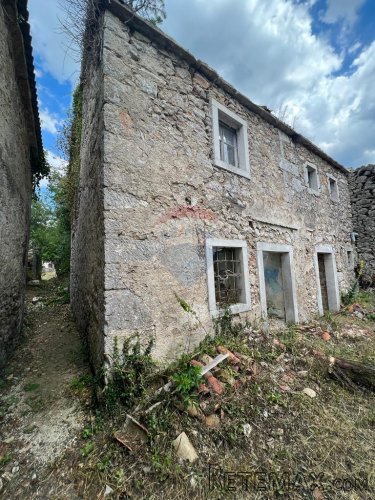 Istra, Ćićarija, autohtona istarska kuća za renovaciju - 4