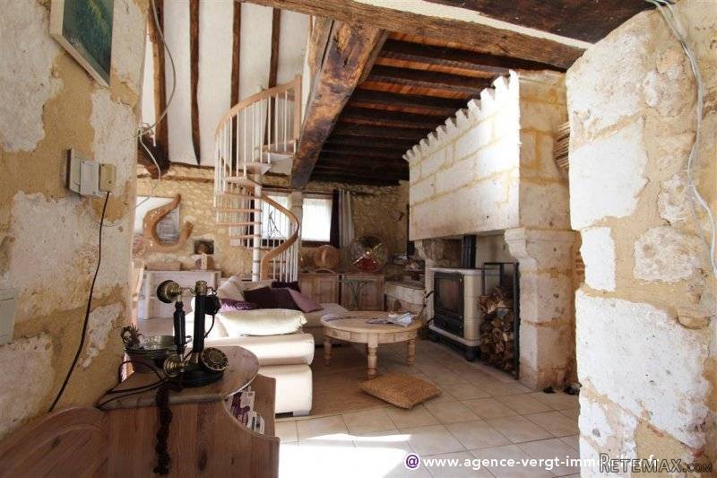Ref 29286 : Au Sommet D'une Colline.. - 2