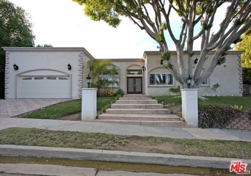 4409 Nogales Dr | Tarzana, California..