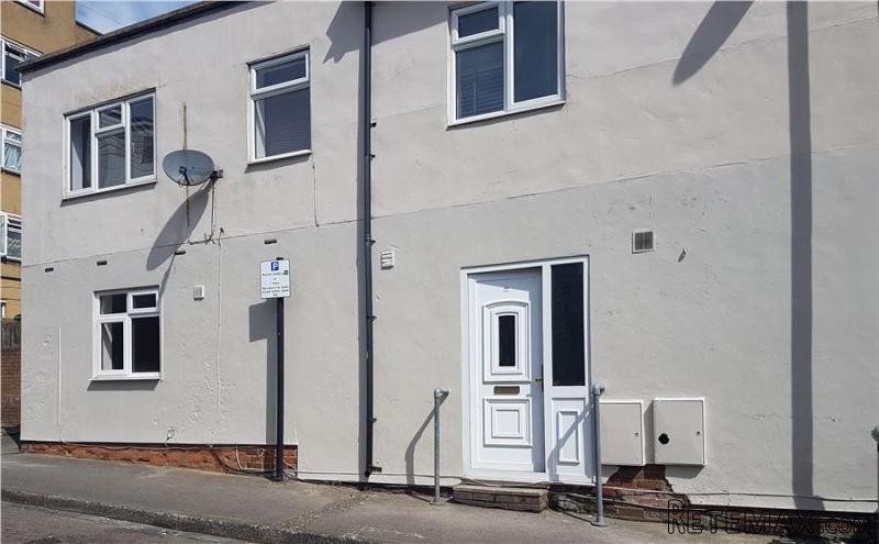 1 Bedroom - Flat - Hampshire - For Sale