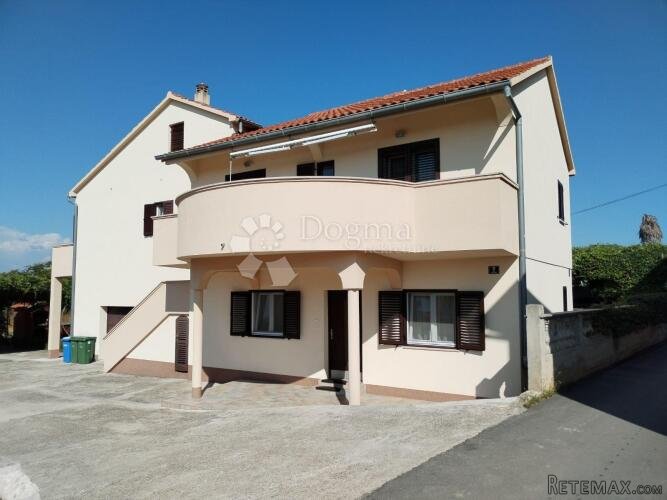 MURTER - APARTMANSKA KUĆA 500m OD MORA - 3