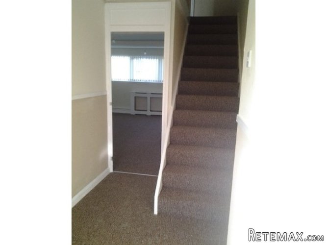 3 Bedroom Maisonette Ideal family home