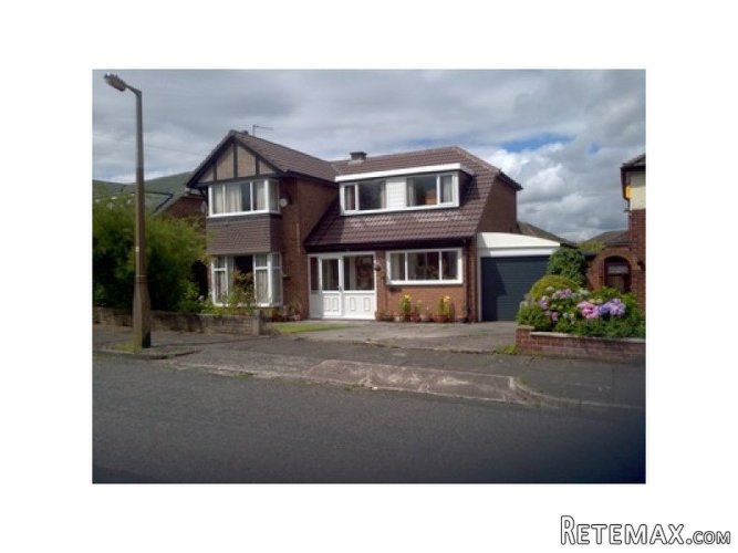 Stockport - 3 bed detached in Stockport