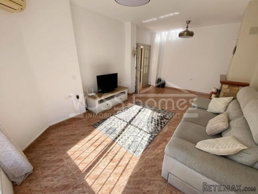 EXCLUSIVE LISTING TO VOSS HOMES - Large, bright & airey.. - 11