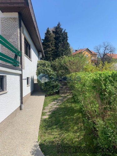 Zagreb, Mikulići, kuća 320 m2 - 11