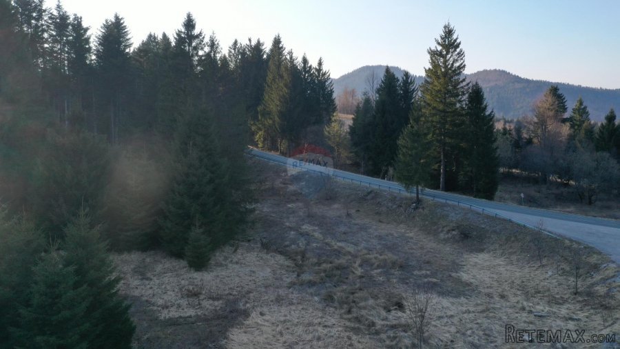 Građevinski teren sa velikim poljoprivrednim dijelom - 2