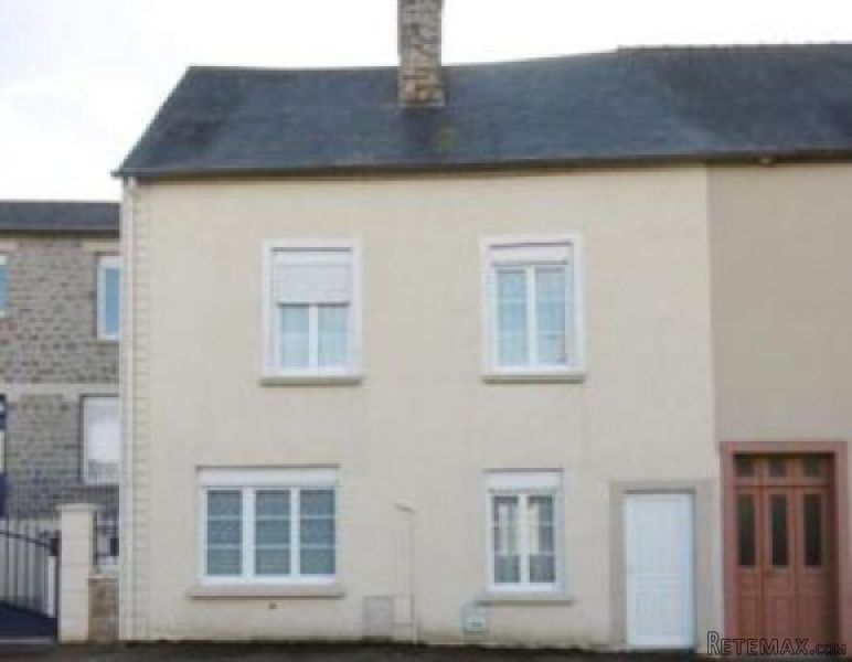Nice House to Refresh in Market Town