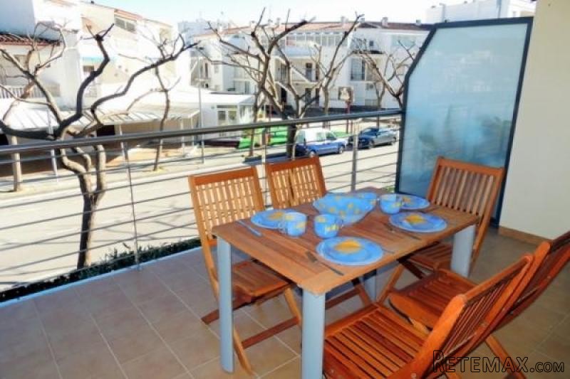 ROSES: Beautiful apartment in second..