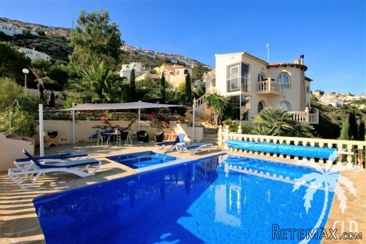This sea view villa located in Cumbre del Sol has been.. - 2