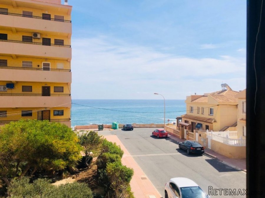 Apartamento en 1 planta en Cabo Cervera con preciosas..