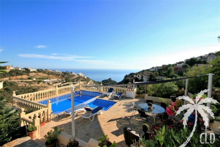 This sea view villa located in Cumbre del Sol has been.. - 3