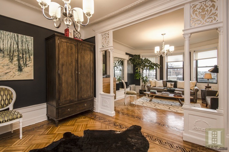 3 bedroom Apartment For Sale: 567 8TH.. - 2