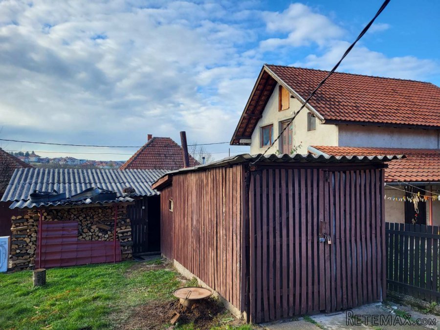 Prodajem kucu u Lazarevcu - 14