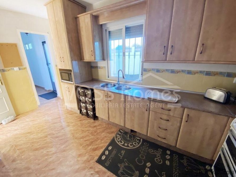 EXCLUSIVE LISTING TO VOSS HOMES - Large, bright & airey.. - 15