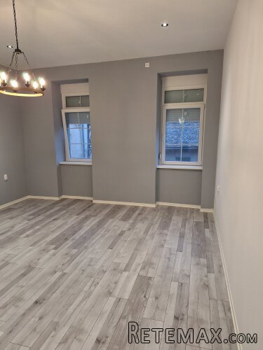 Prodajem kucu u centru Sremskih Karlovaca - 15