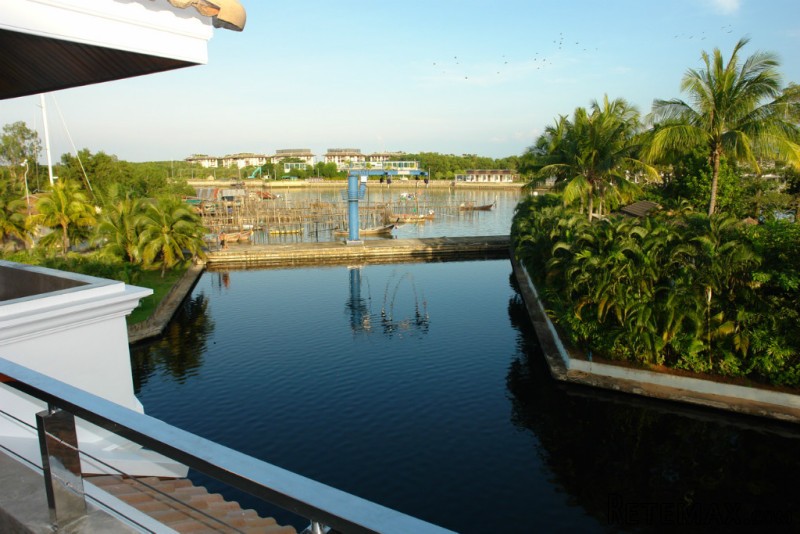 Waterfront 3 Bedroom Terrace House with.. - 2